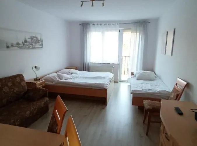 ゲストハウス Marcela